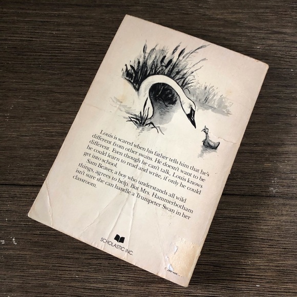 The Trump of the Swan by: E.B. White paperback book - Picture 4 of 4